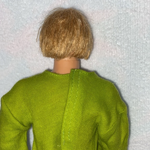 Shaggy from Scooby Doo Barbie - Picture 6 of 10
